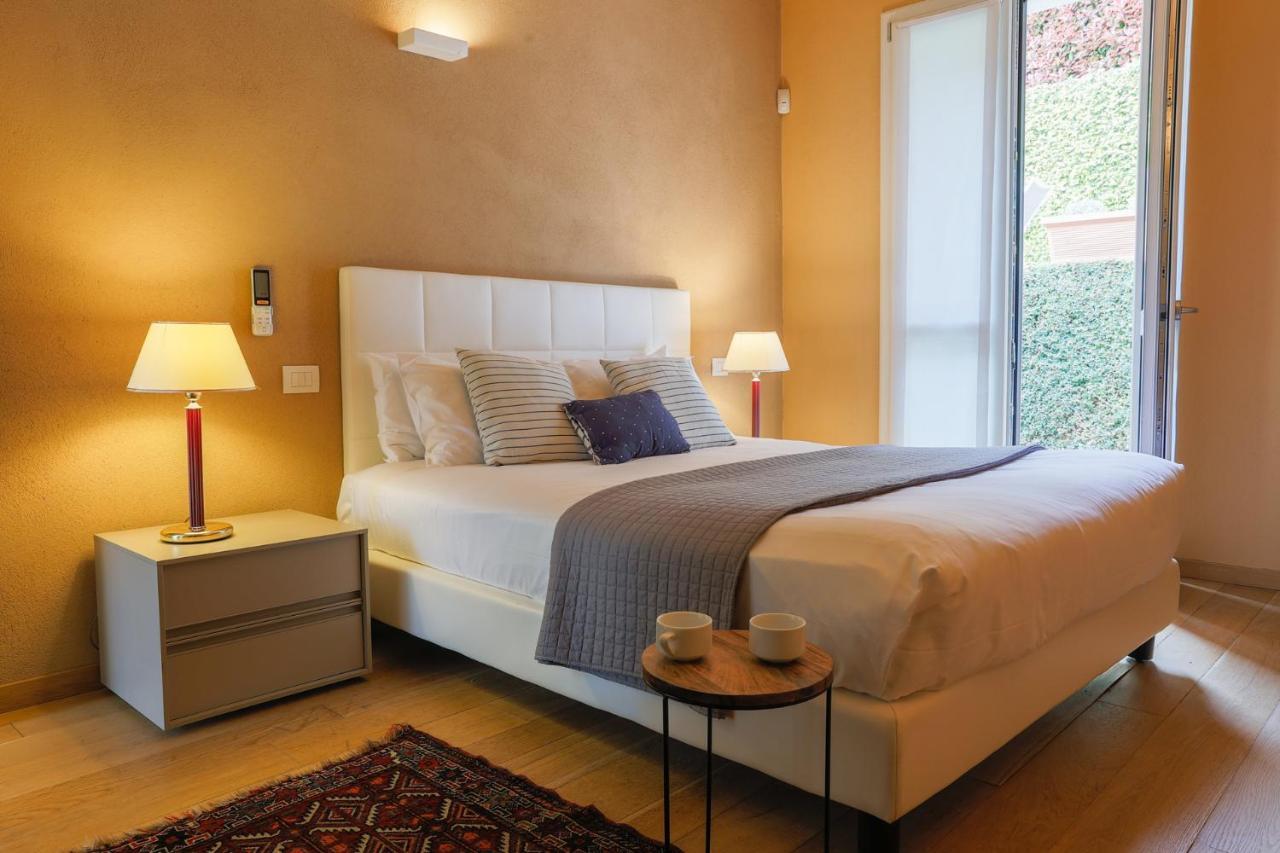 Lakefront Contemporary - By My Home In Como Cadenabbia Bagian luar foto